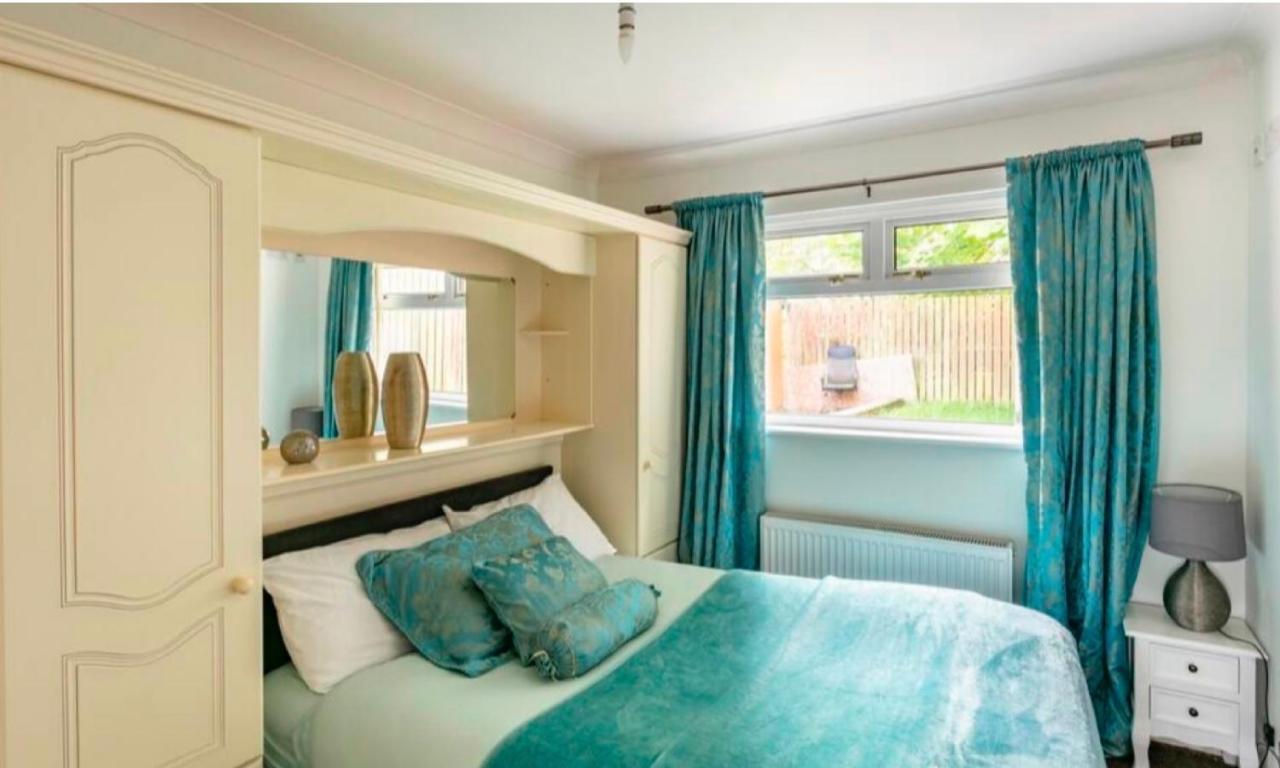 RareOppo Apartments Glasgow Esterno foto