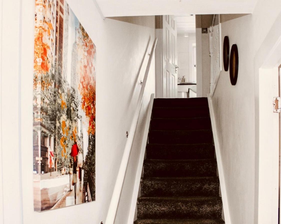 RareOppo Apartments Glasgow Esterno foto