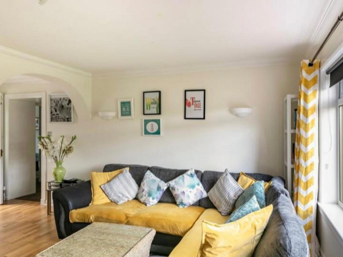 RareOppo Apartments Glasgow Esterno foto